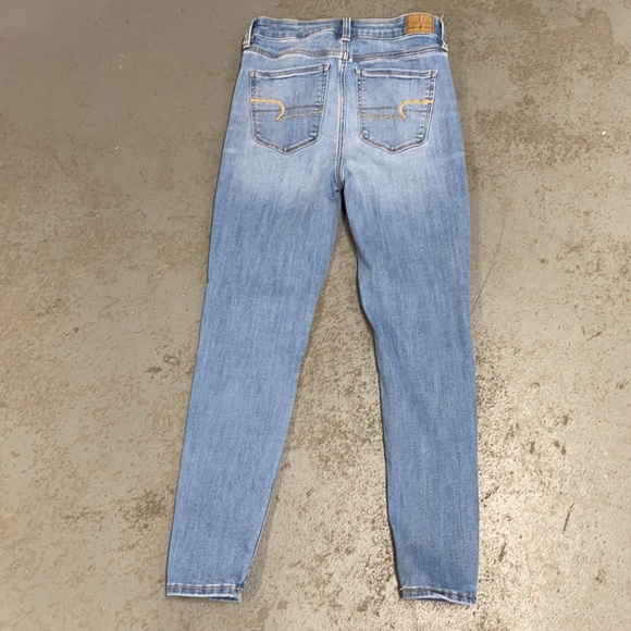 American Eagle Outfitters Next Level Stretch Denim Jeans 4 Short - Picture 2 of 7